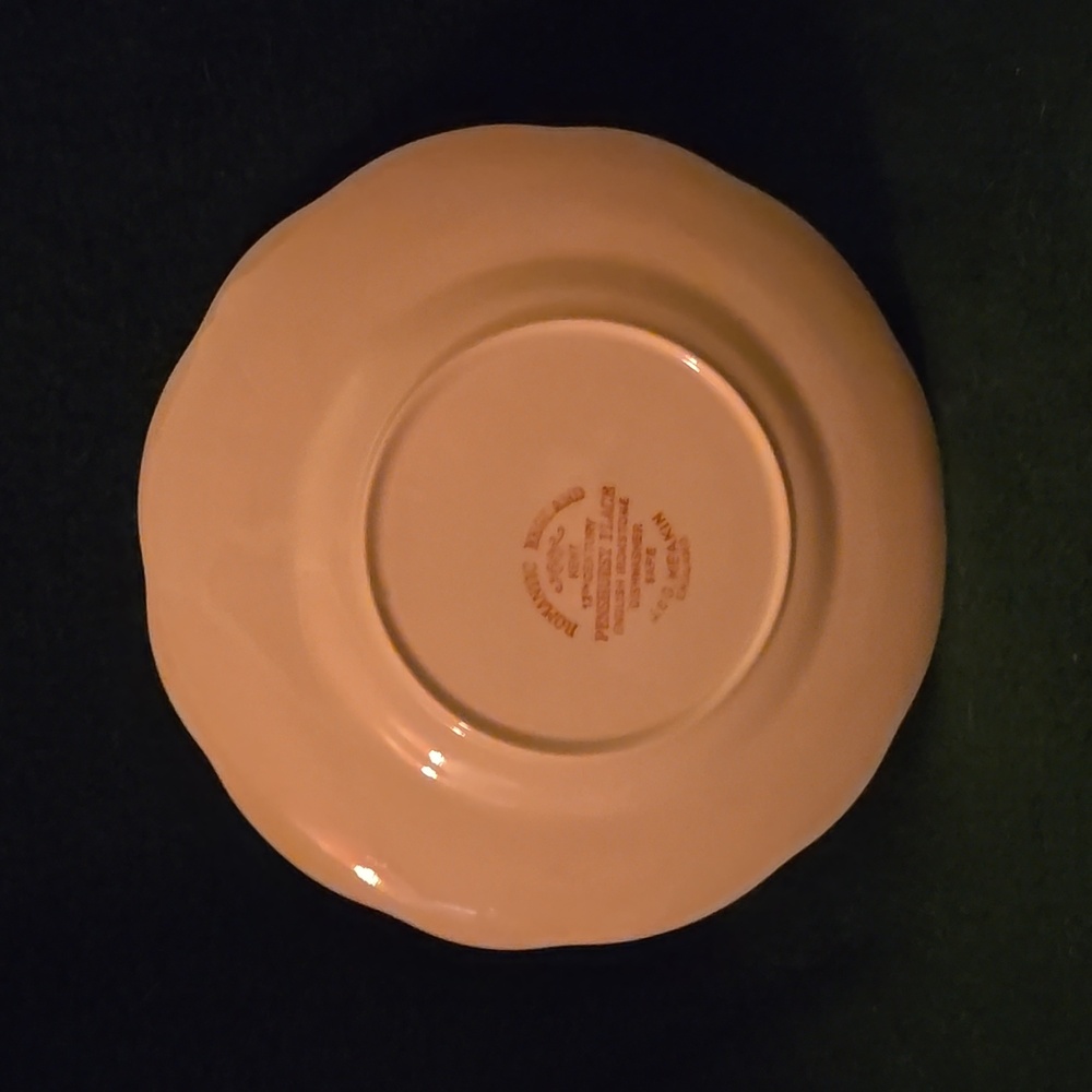 Classic Pink Scenic Dinner Plates. - Picture 5 of 11